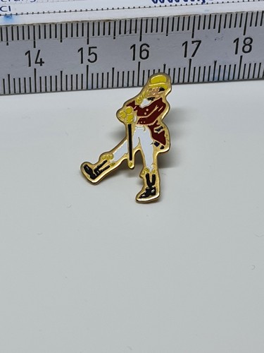 Johnny walker whisky pin - whisky,