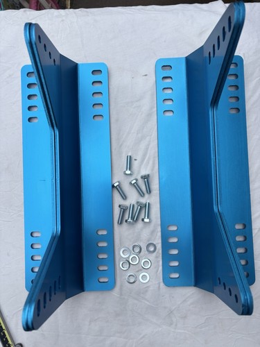 Schalensitzhalterungen