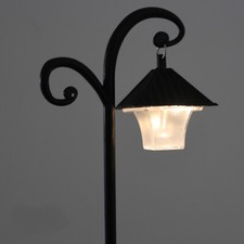 Kunststoff Maßstab 1:12 Puppenhaus Miniatur Vintage Straßenlampe Halle Garten