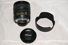 Nikon AF-S Nikkor 18-70mm
