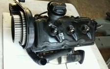 Zylinderkopf links AUDI A6 4B 2,5 TDi AKE 132kw Nockenwellen Injektoren komplett