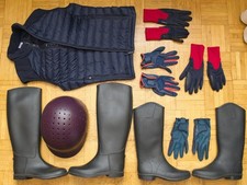 Reitsachen: lila Helm