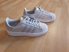Adidas Superstar Bold, Größe