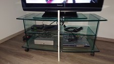 Glastisch,  TV-/Media-Regal, drehbar, auf Rollen, ohne Beschädigungen