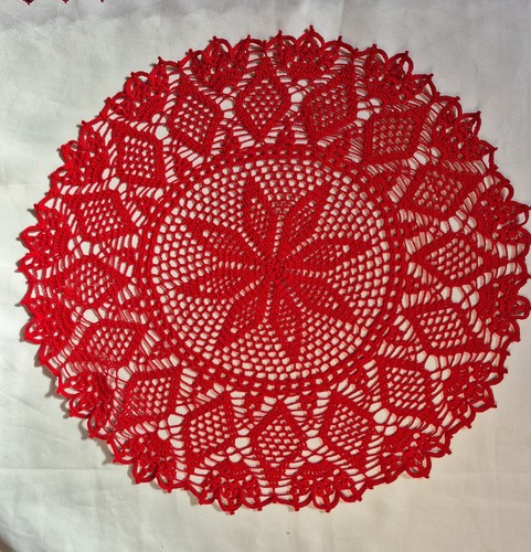 Häkeldeckchen farbe rot - ,