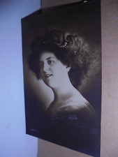 AK    Frau,Perlenhaarband,Kette gel.27.DEZ.09