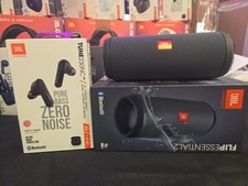 JBL Flip Essential 2 Portable Bluetooth Speaker + Kopfhörer ? 