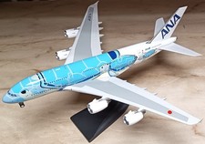 Modell (1:200) A380 ANA