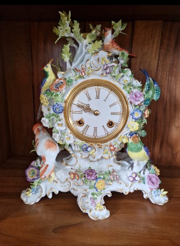 Meissen clock flowers and - flowers,