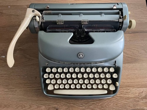 Alpina typewriter optically - alpina,