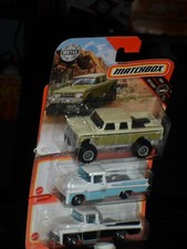 Matchbox  Dodge D 200 + 2 x Sweptside  Kartonversand  4,30 € - 5,10 €- 2,20 € +*