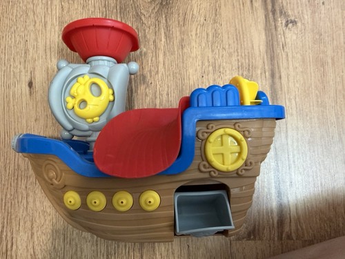 Badeboot piratenschiff mit - piratenschiff,