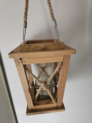 Holzlaterne zum hängen