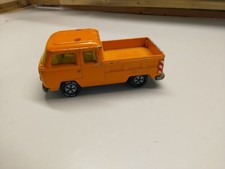 Baufahrzeug  eines  Bauhofes  von  Siku Mod. 1331 in gelb. kleine Lackschäden