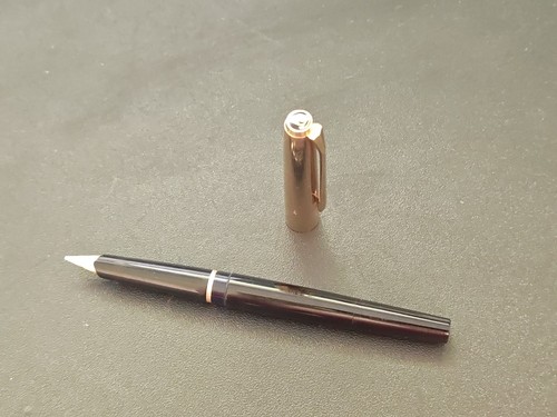 Pelikan m30 füllhalter - pelikan,