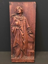- qualitätsvolles Relief