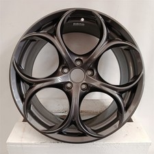 ALFA ROMEO GIULIA 19 ZOLL 8J