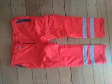 orangerote Rettungsdiensthose 2 Stück neuwertig & guter Zustand Größe 52