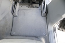 2x Original Audi Q7 4L Fußmatten Fußmatte hinten links und rechts grau Achatgrau