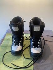 AIRTRACKS Snowboard Boots "Star Black" / Innenschuh Fastschnürung Thermofit