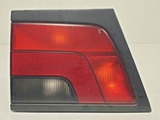 INNENRÜCKLEUCHTE RECHTS