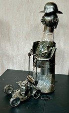BRUBAKER Origineller Flaschenhalter aus Metall "Rasenmäher" "Kleingärtner"
