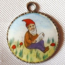 alter Zwerg Emaille Charm