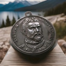 Anhänger Bieruhr König Ludwig II Münze Trachtenschmuck,Bierzähler,Spaß,Party Gag