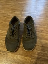 Ecco Herren-Sneaker aus grünem Wildleder mit sportlicher Gummisohle