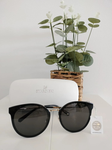 Gafas sol negras - de, estilo