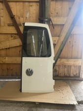 VW Caddy 2K Bj.  2007 Tür Hinten Rechts Flügeltür weiß mit Scheibe