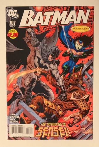 Batman 707 nm - #707, 2011)