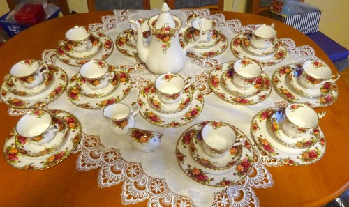 Royal albert old - albert, roses