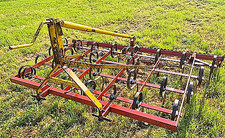 Verkaufe eine Becker Federzinkenegge mit Krümmler ca. 2,5 m Breite – Top Zustand