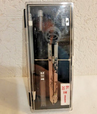 TATTOO  Zirkelkasten alt mit  Zubehör  -  Stift, Minen, Spitzer