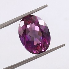 Lila Saphir Oval Schliff