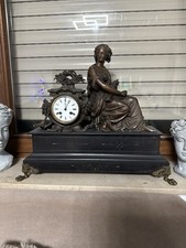 Schöne antike Kaminuhr  