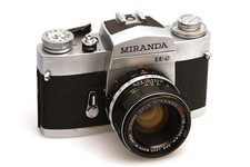 Miranda SLR Kamera EE-2 mit Auto Miranda EC 1:1.8 / 50mm - bitte Text lesen !