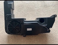 Originalen Audi A4 B8-avant 2013, Subwoofer Bassbox Lautsprecher, 8T8 035 382