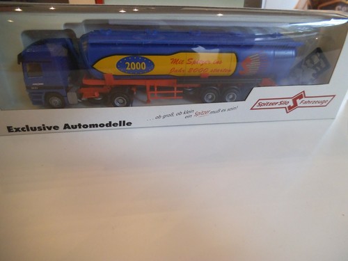 Awm werbemodell mercedes benz - mercedes,