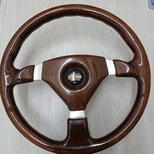 MOMO Holzlenkrad rrc