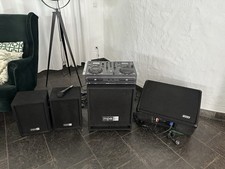  DJ Workstation Inklusive 4 Subwoofern bzw. Boxen 