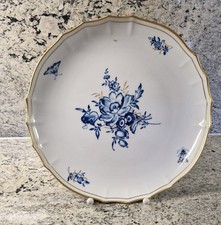 Meissner Porzellan Tortenteller Blaue Blume mit Insekten- und Goldmalerei