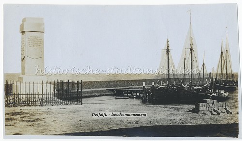 Delfzijl hafen lotsendenkmal - -,