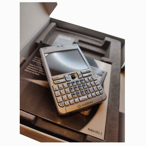 Nokia e61 single sim 64mb - 3g,
