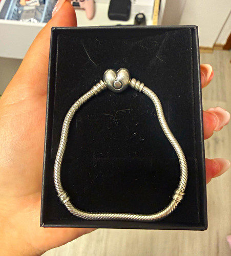 Pandora charm armband - pandora, charm-armband