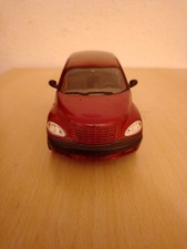 Chrysler PT Cruiser Bj 2000 Modellauto  Maßstab 1:18 Maisto