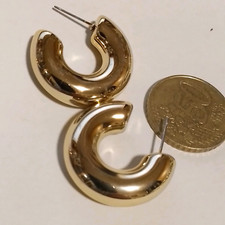 Ohrstecker  goldfarben glänzend  schlicht leicht ca 2,5 ccm