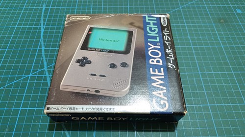 Nintendo gameboy light konsole - nintendo,