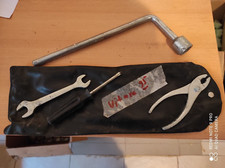 Suzuki Vitara 1995 tool kit